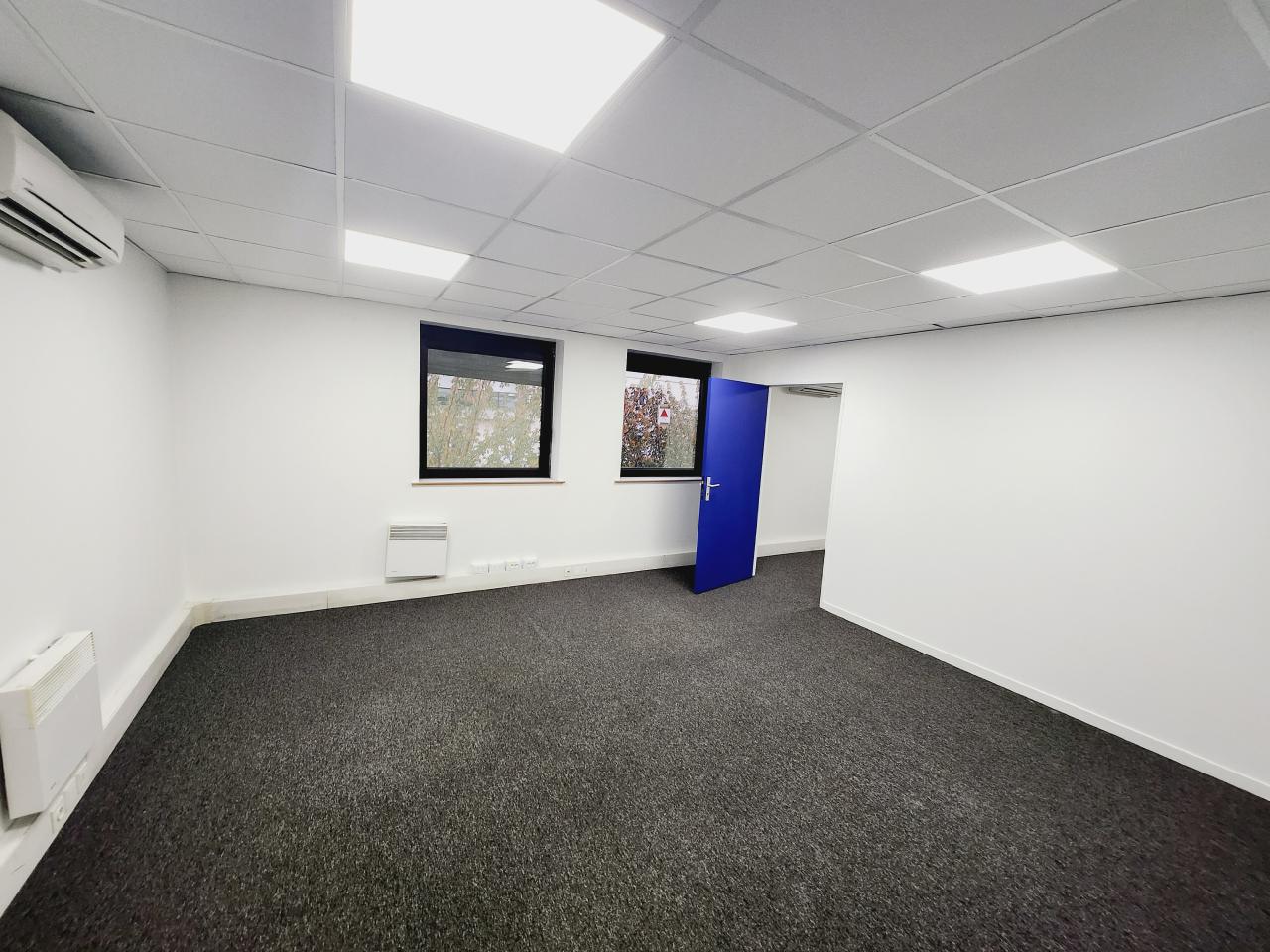 Bureau Lognes 889m² Location bureau Lognes Seine-et-Marne OLBUR2205991 4